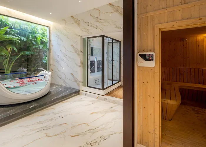 La Plante Hotel 5*